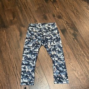 Lululemon Capris